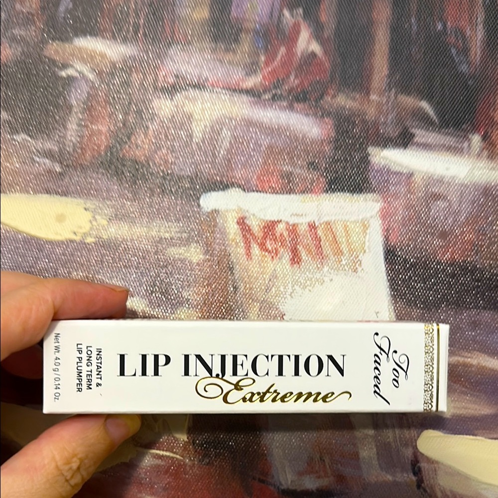Too Faced Lip Injection Extreme Gloss